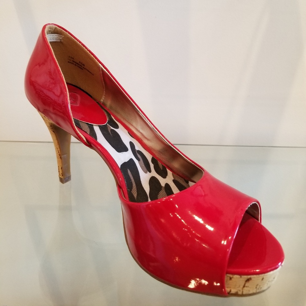 Shoes - Picture 2 of 2